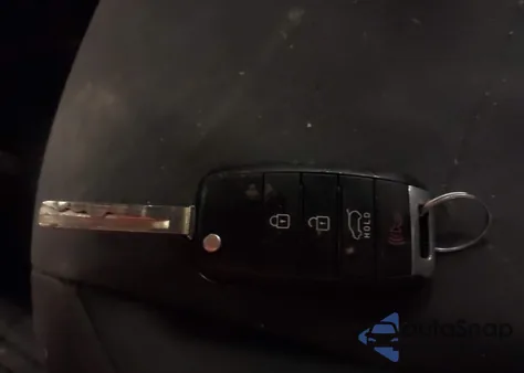 2016 Kia Sorento 2.4L L z USA, uszkodzony, nr VIN 5XYPG4A3XGG006337